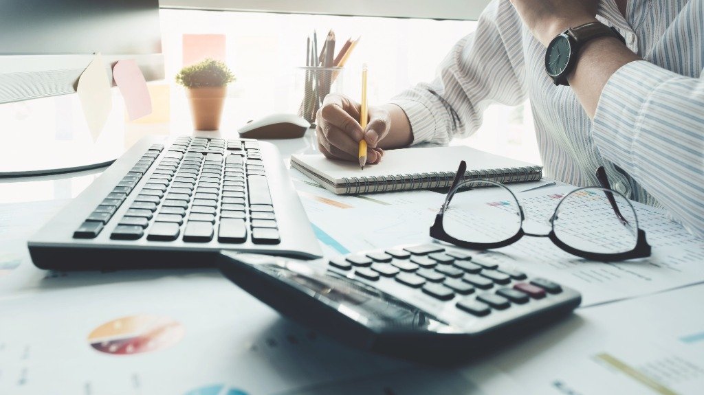 Path Ahead Bookkeeping - Bookkeeping vs Accounting - A Simple Comparison